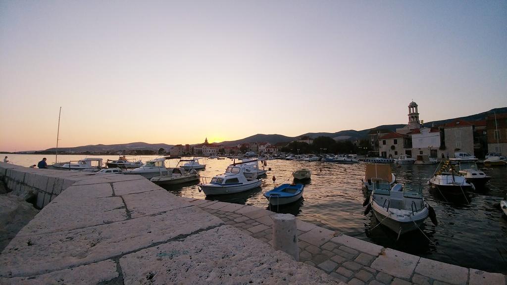 Villa Iva-Dom Kaštela Exteriör bild